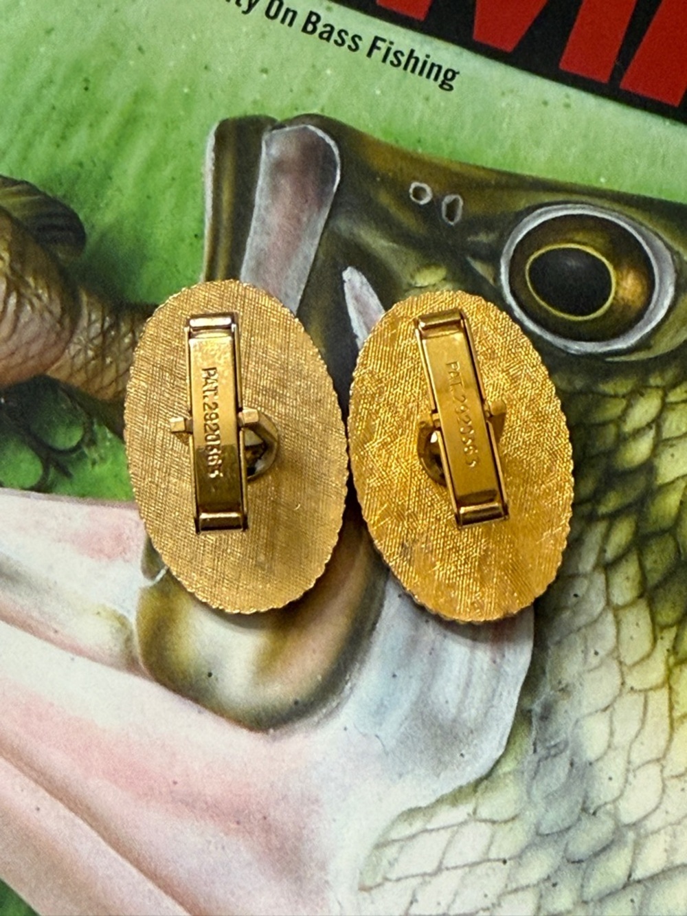 Vintage Evinrude Boat Motor Cufflinks - Classic Men’s Accessory - Picture 4 of 9